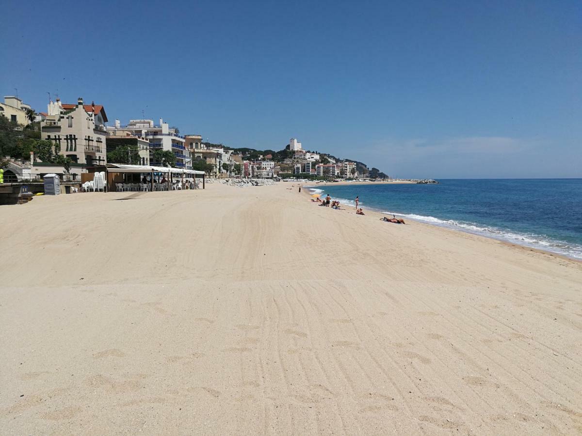 산폴데마 La Marina, Casa En Playa San Pol De Mar, Barcelona 빌라 외부 사진